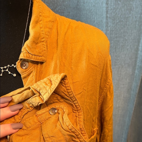 Sonoma Mustard Button-Down Shirt for Women - Picture 4 of 4